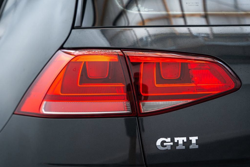 Used 2017 Volkswagen GTI S FWD image 8