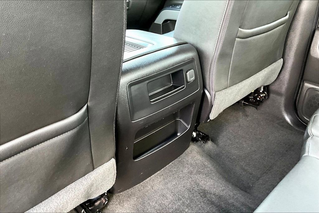 Used 2018 Chevrolet Silverado 1500 LTZ Z71 w/ Centennial Edition image 13