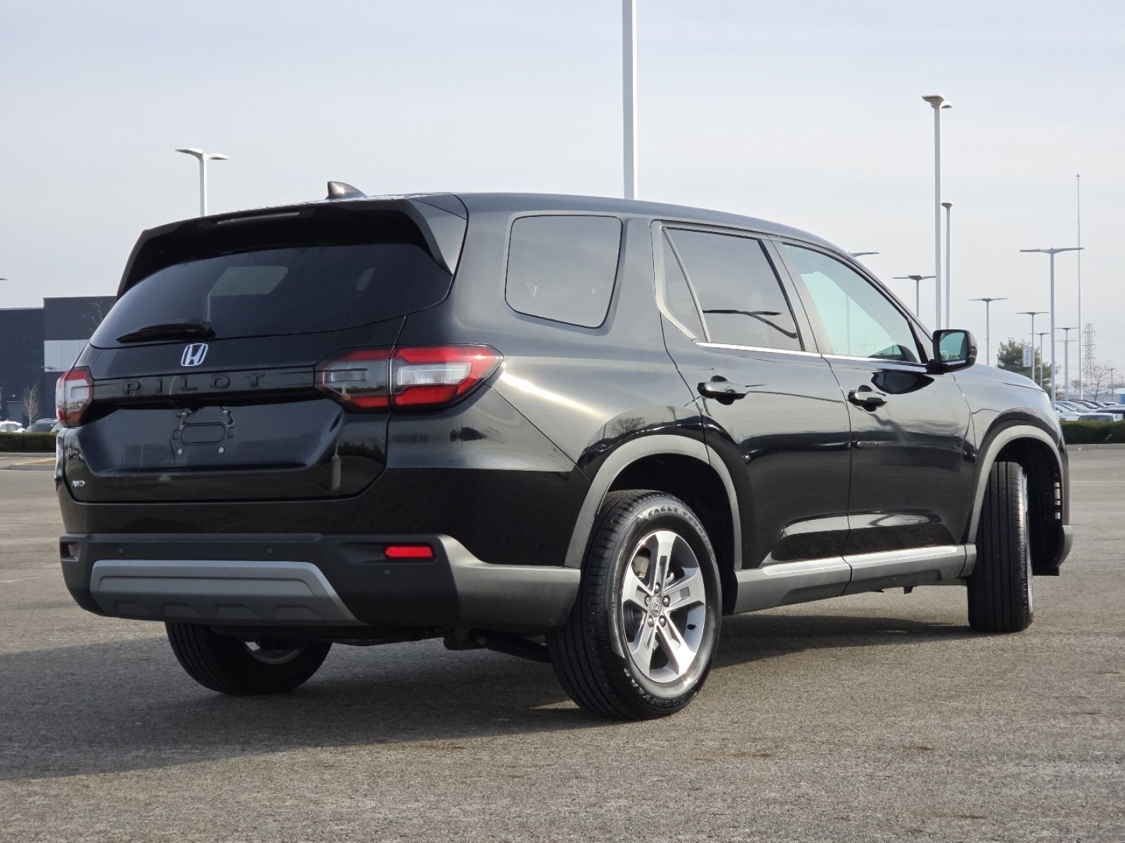 Used 2025 Honda Pilot EX-L image 15
