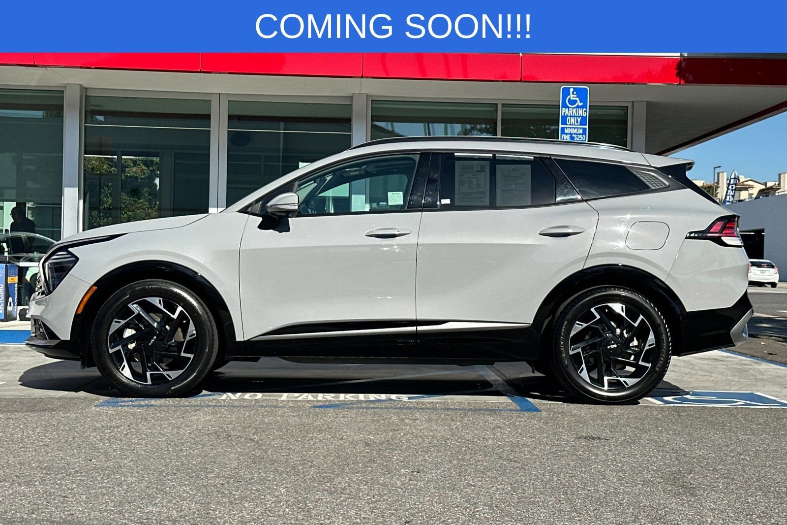 Used 2023 Kia Sportage SX image 7