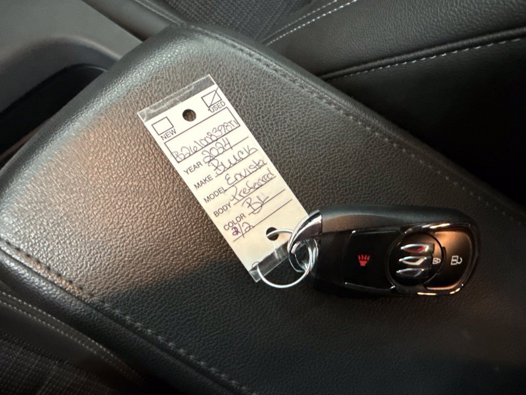 Used 2024 Buick Envista Preferred FWD image 31