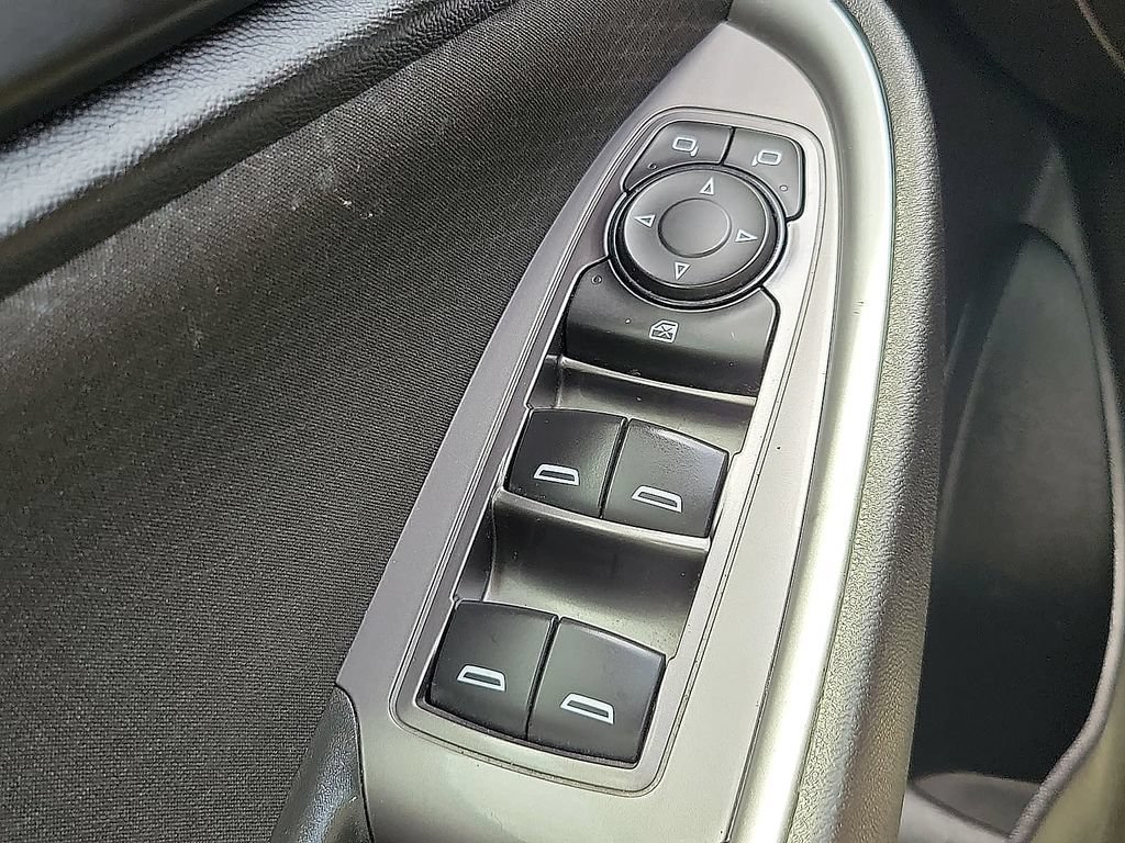 Used 2021 Chevrolet Malibu RS FWD image 12
