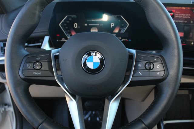 Used 2025 BMW X1 xDrive28i w/ Premium Package image 16