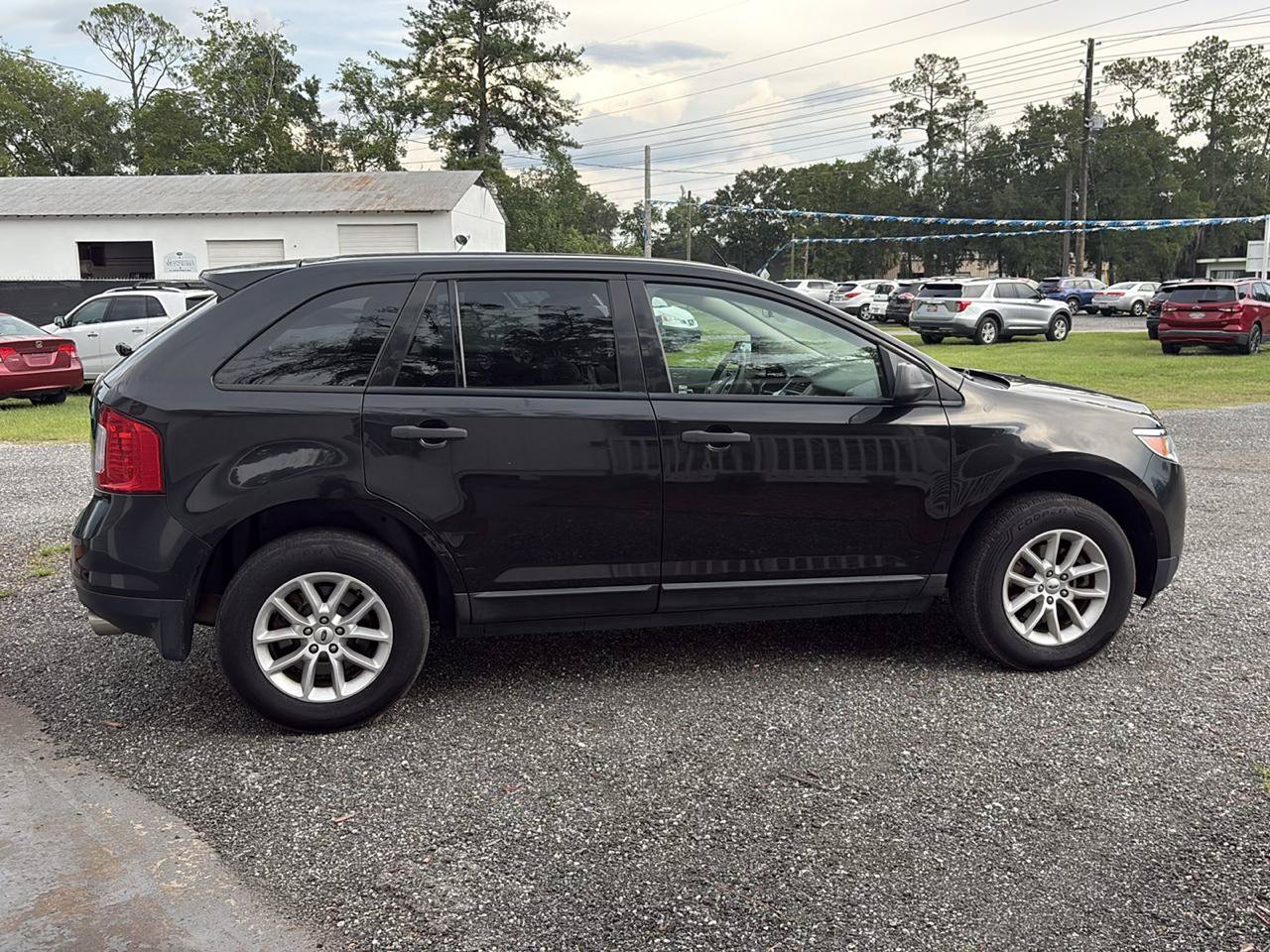 Used 2014 Ford Edge SE FWD image 4