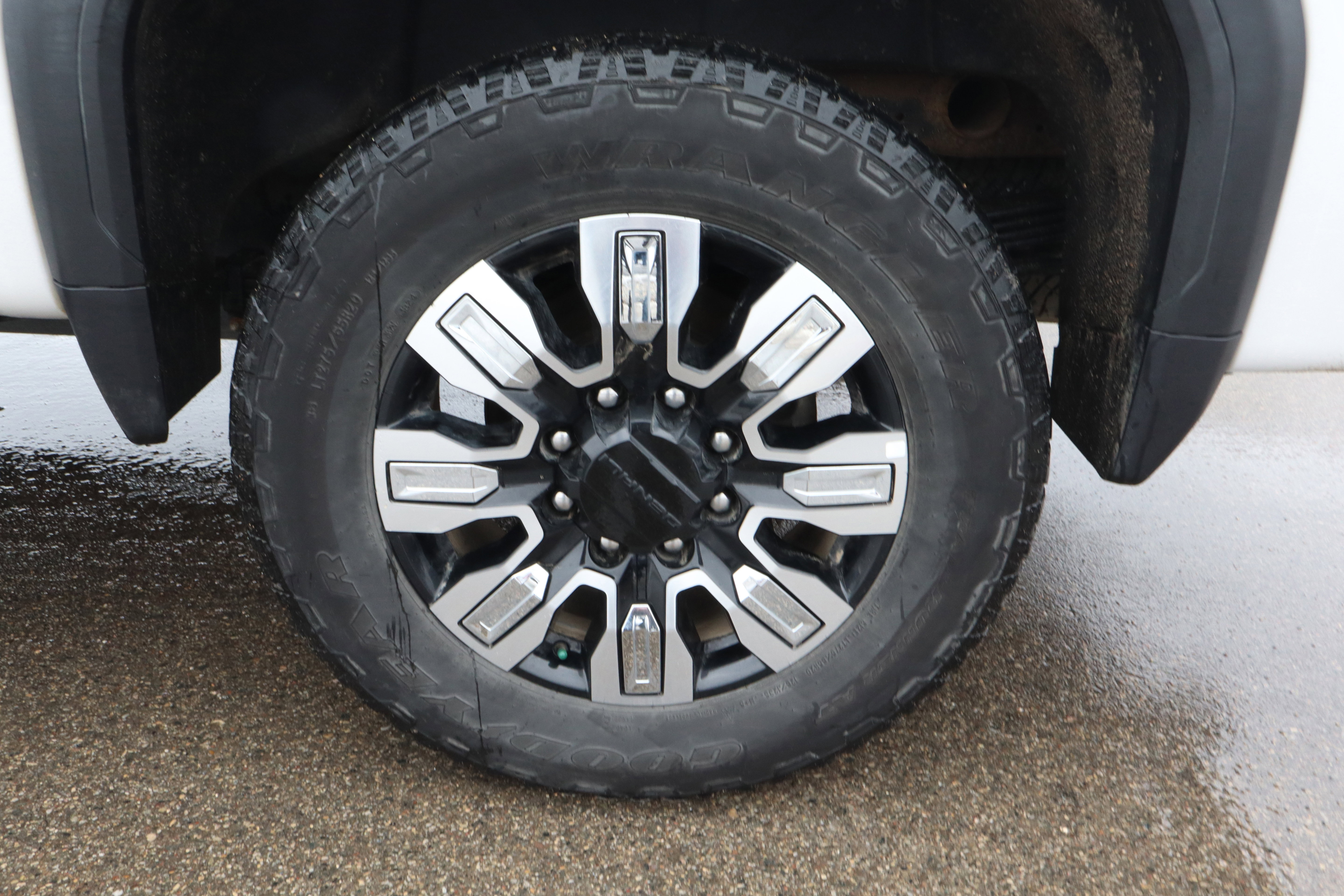 Certified 2024 GMC Sierra 2500 Denali w/ Denali Reserve Package image 22