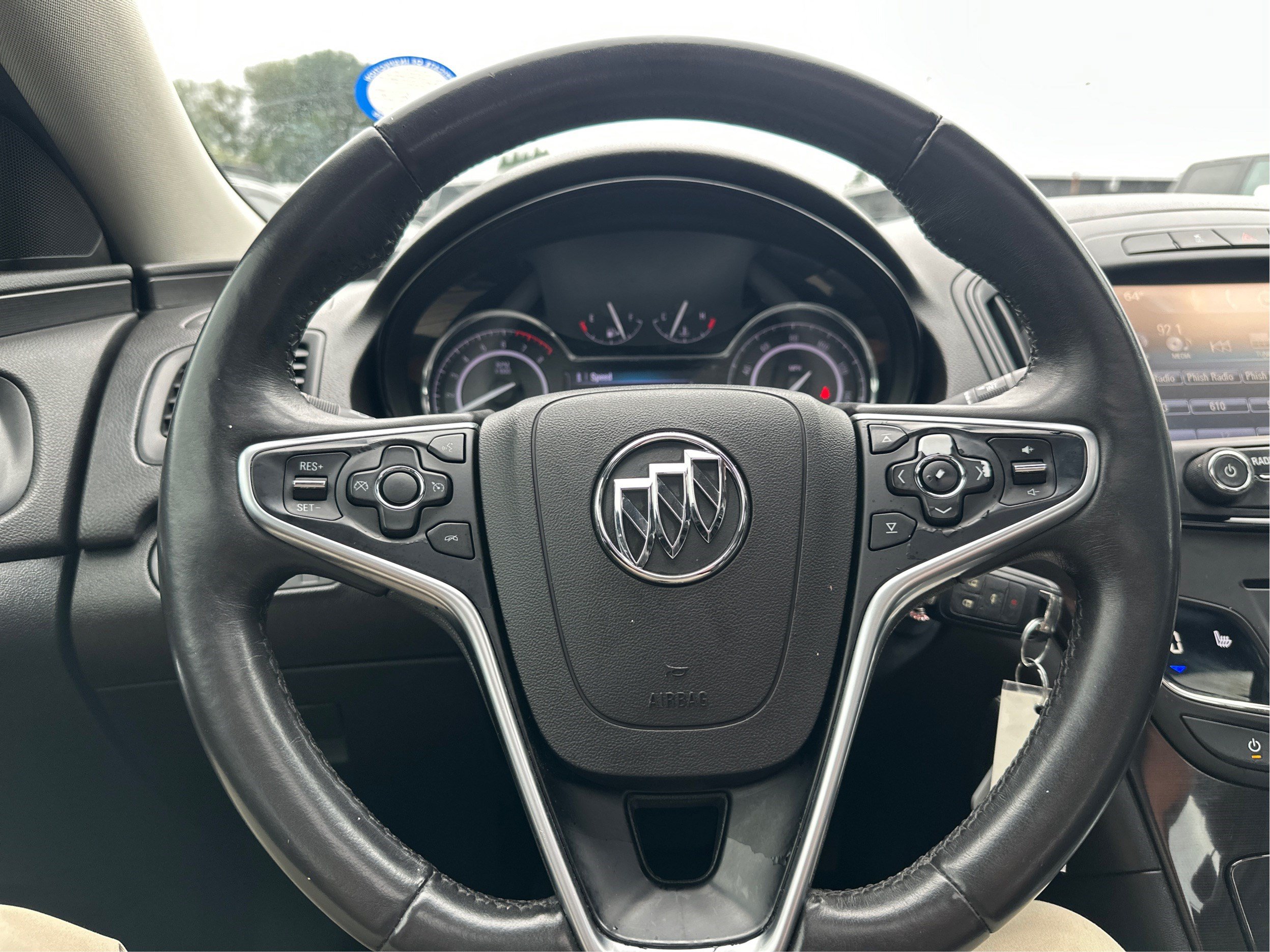 Used 2017 Buick Regal Sport Touring FWD image 18