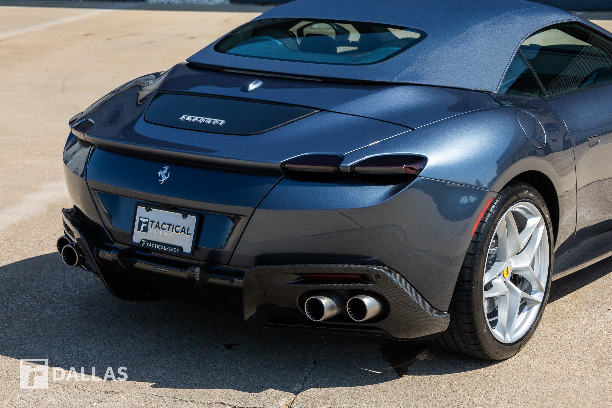 Used 2024 Ferrari Roma Spider RWD image 16