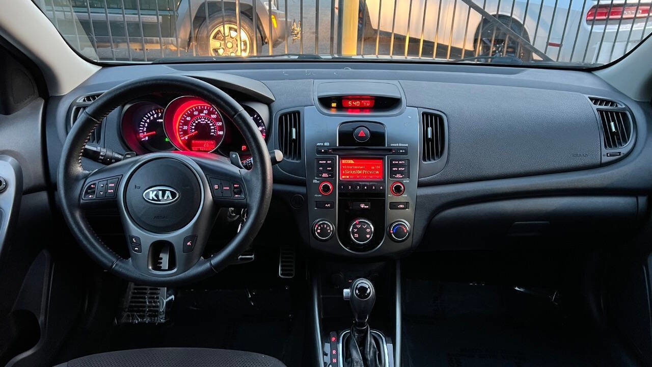 Used 2012 Kia Forte SX image 8