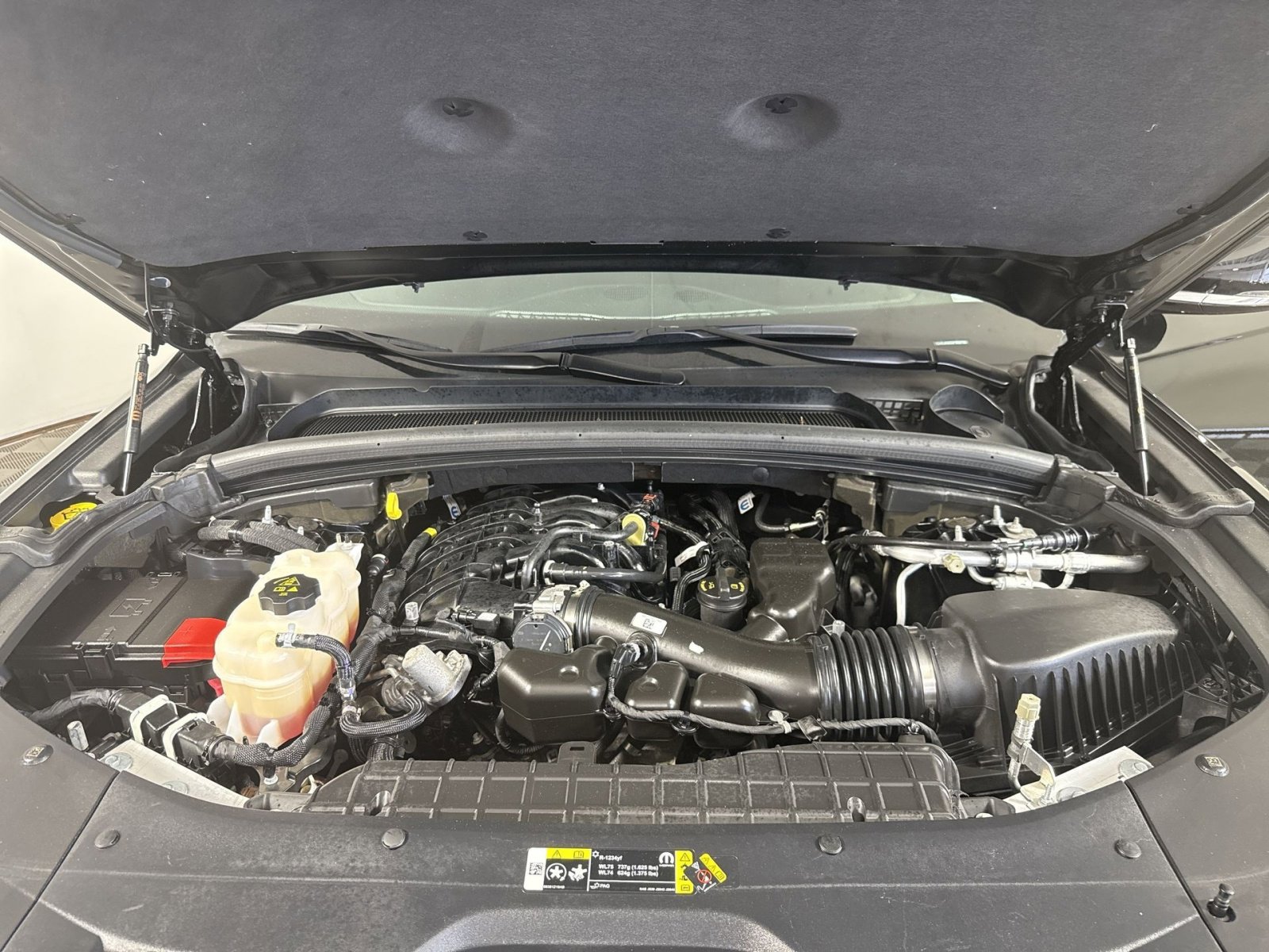 Used 2023 Jeep Grand Cherokee L Limited AWD/4WD image 28