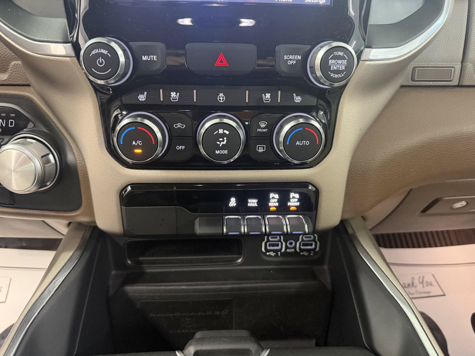 Used 2020 RAM 1500 Laramie RWD image 18