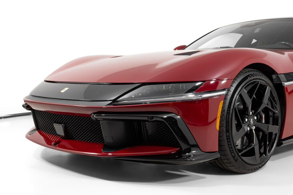 Used 2025 Ferrari 12Cilindri RWD image 15