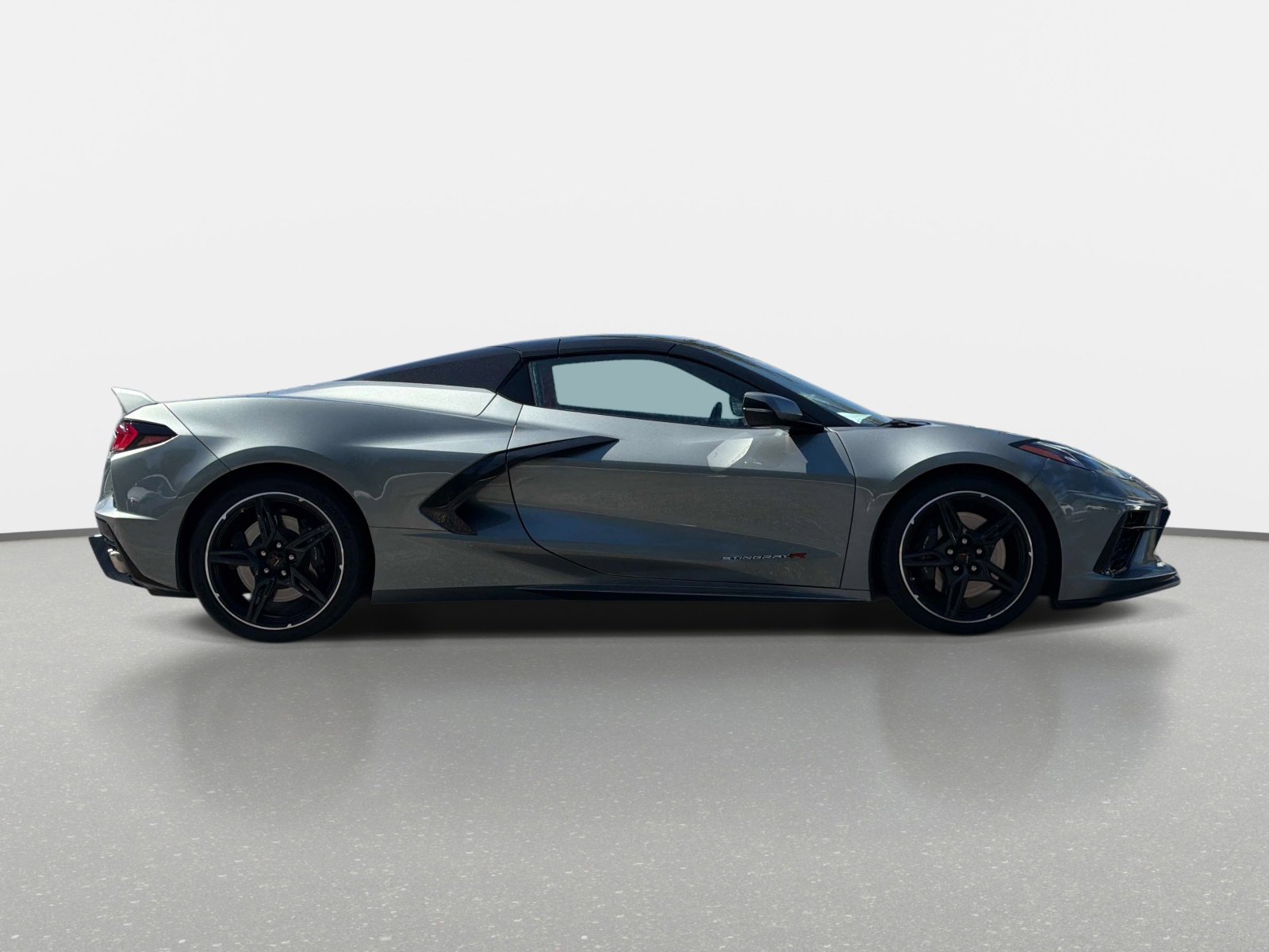 Used 2023 Chevrolet Corvette Stingray Premium Conv w/ Z51 Performance Package RWD image 2