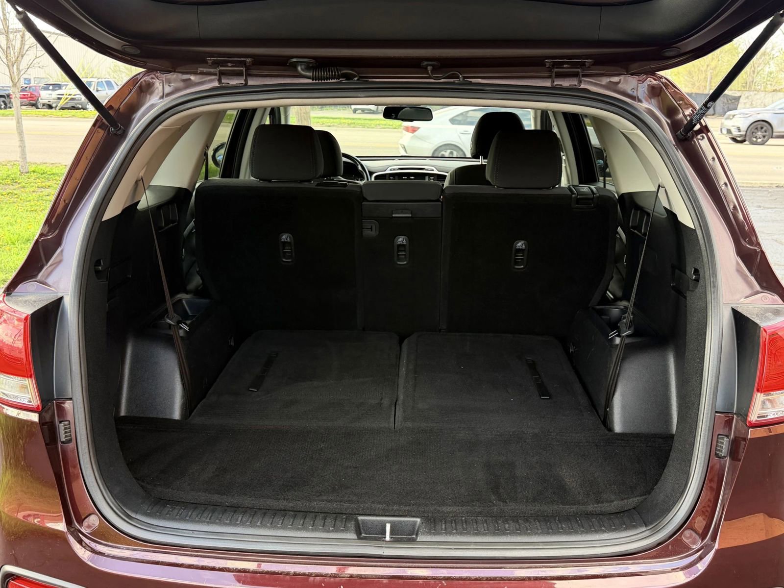 Used 2018 Kia Sorento FWD image 6