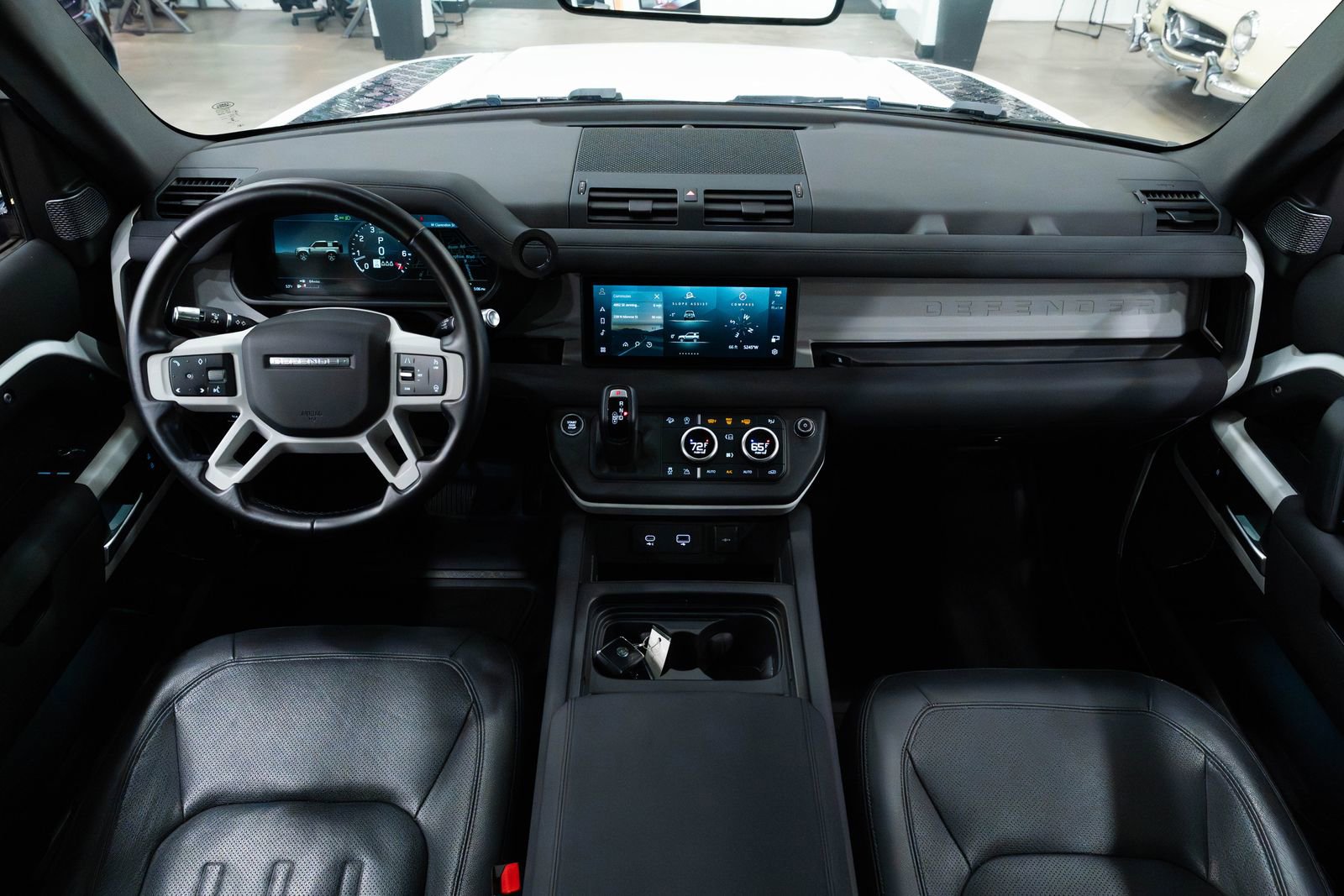 Used 2021 Land Rover Defender 90 S image 10