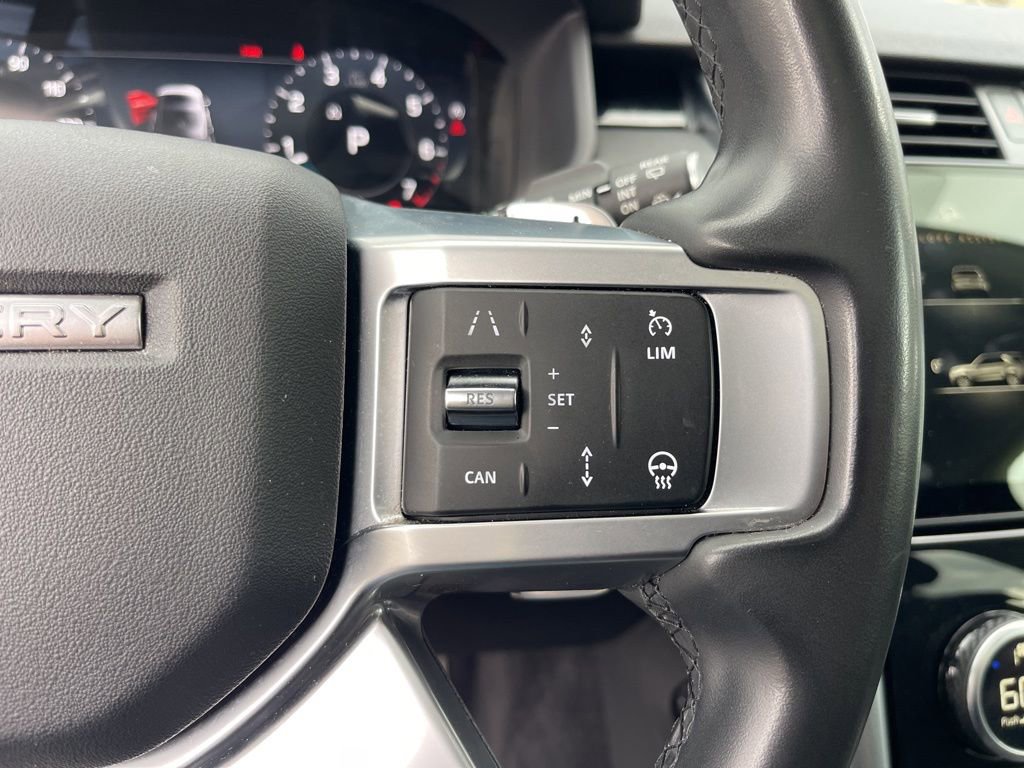 Used 2024 Land Rover Discovery S AWD/4WD image 18