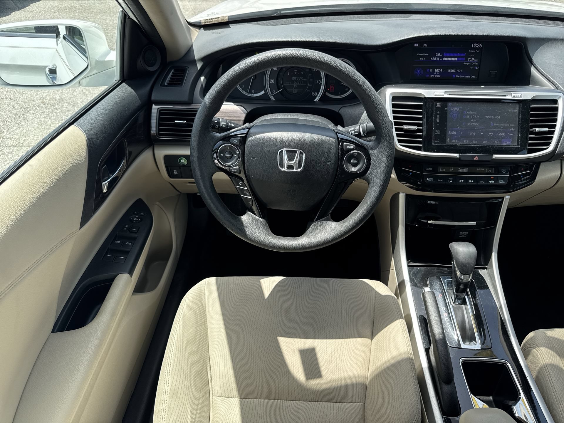 Used 2017 Honda Accord EX image 16
