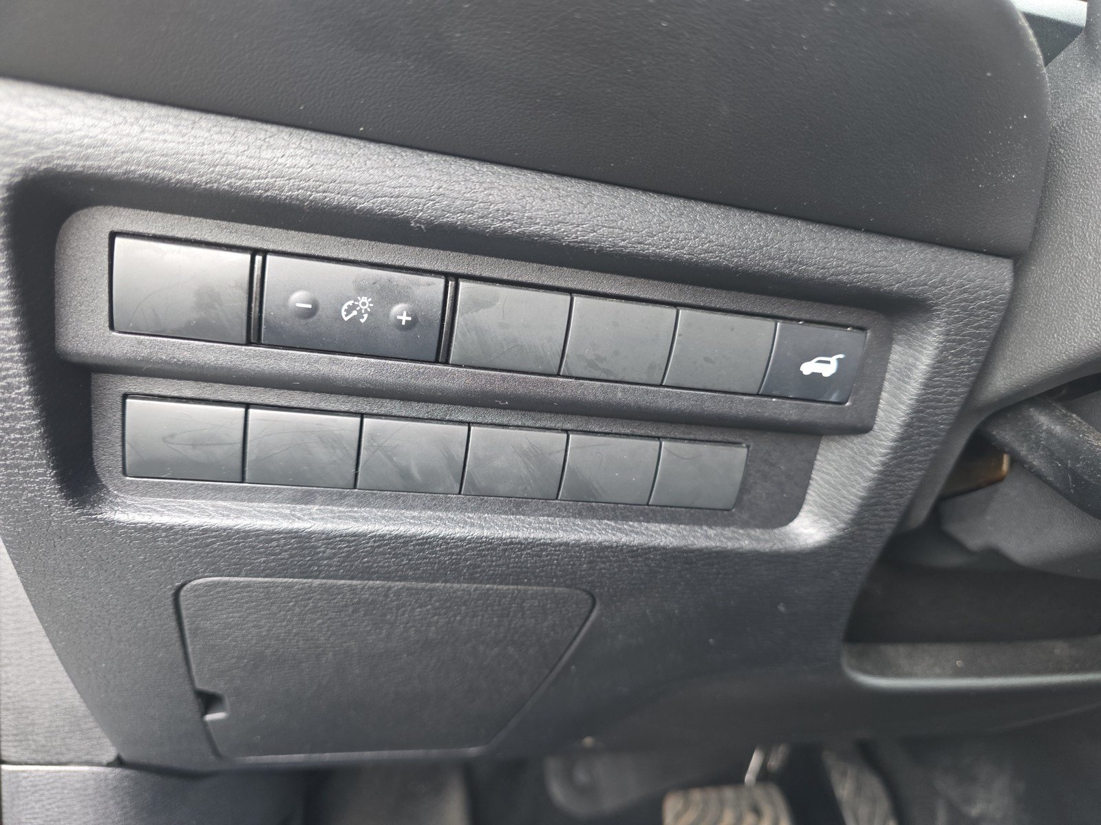 Used 2025 Mitsubishi Outlander SE AWD/4WD image 28