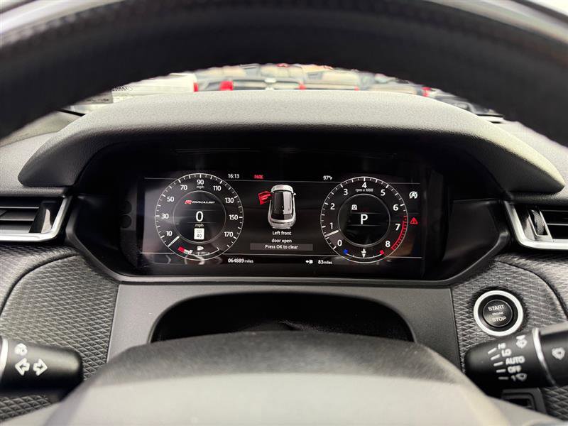 Used 2018 Land Rover Range Rover Velar R-Dynamic SE image 39