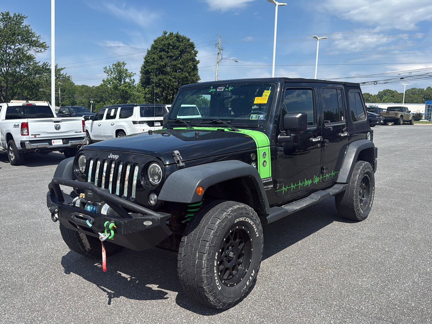 Used 2018 Jeep Wrangler Unlimited Sport S AWD/4WD image 6