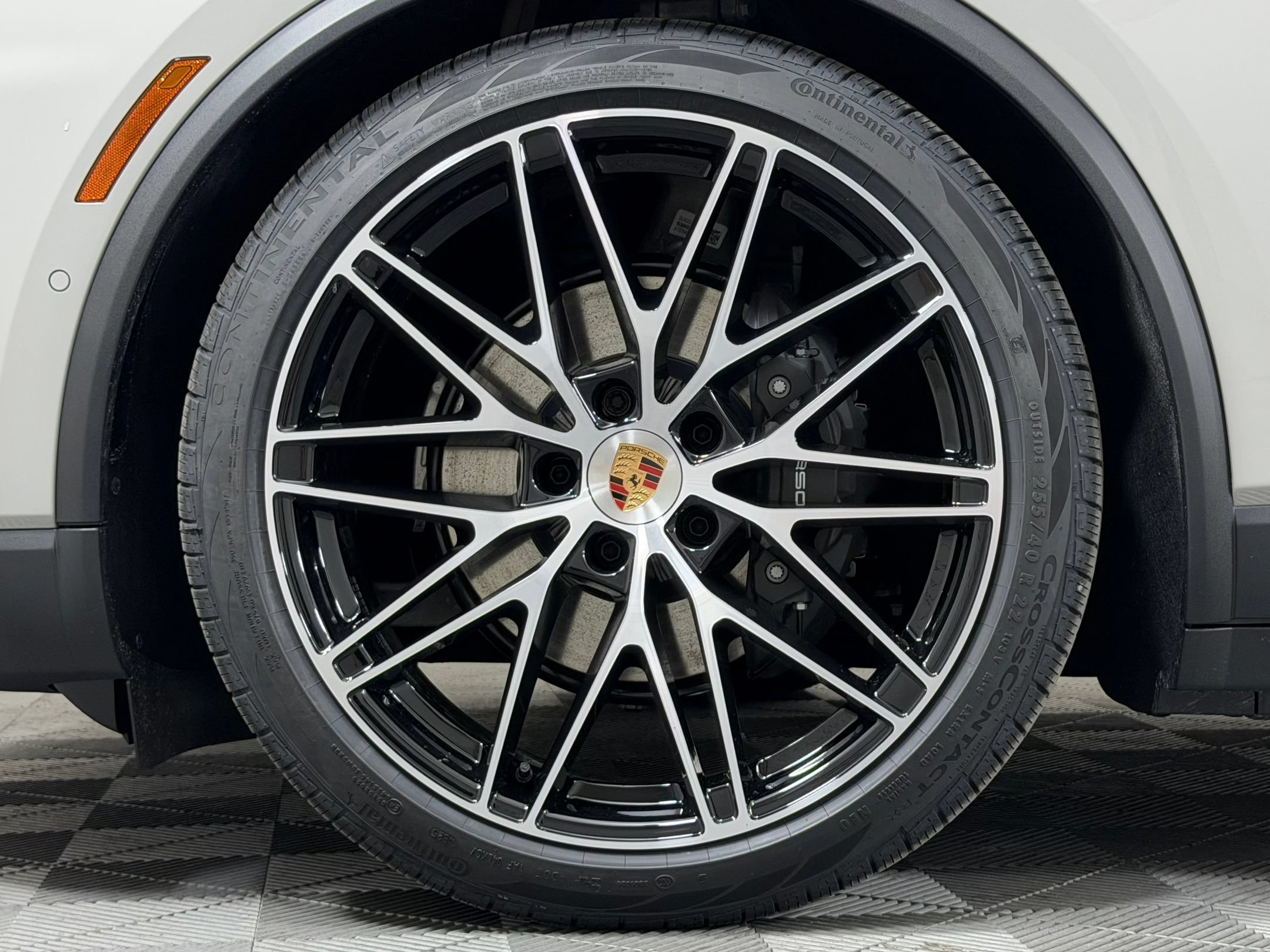 Used 2026 Porsche Macan Electric RWD image 14