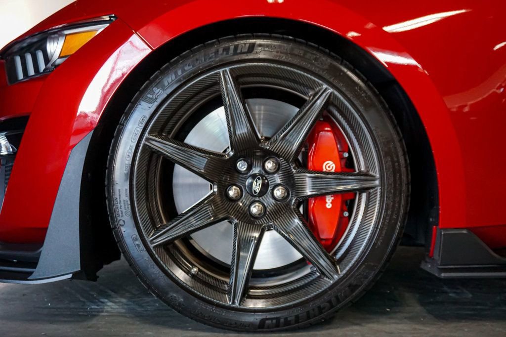 Used 2021 Ford Mustang Shelby GT500 w/ Carbon Fiber Track Pack RWD image 53