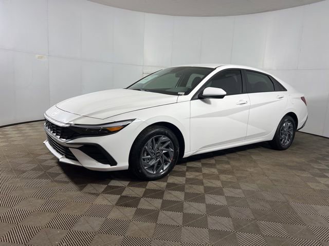 New 2026 Hyundai Elantra Hybrid