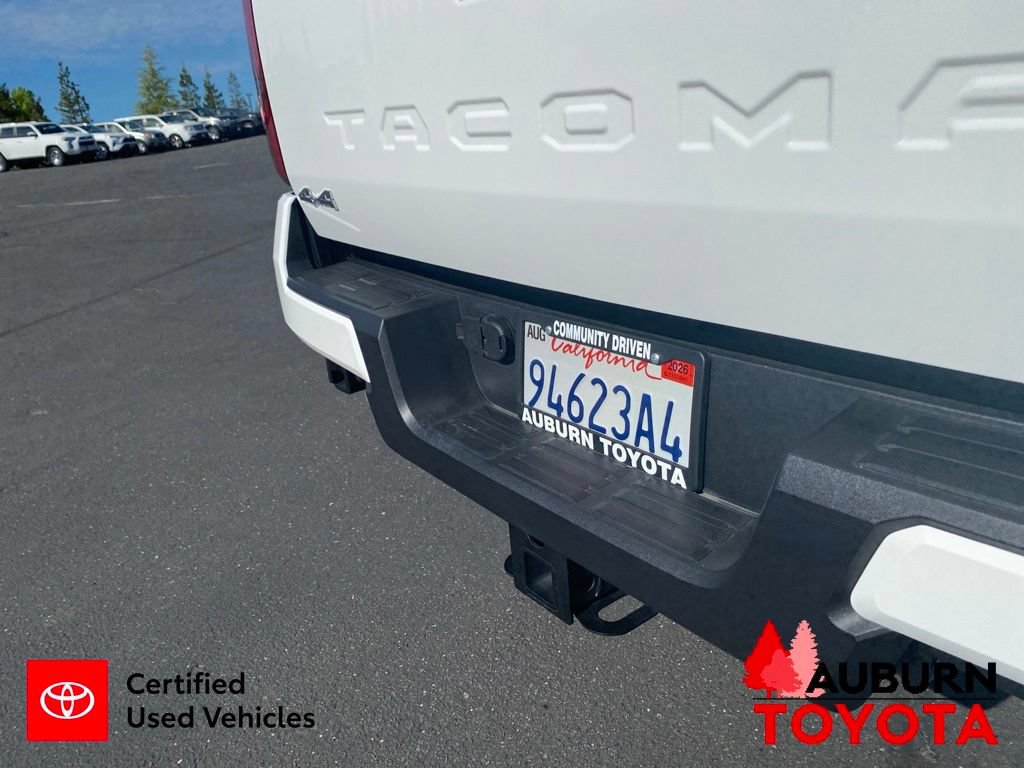 Certified 2024 Toyota Tacoma SR5 AWD/4WD image 14