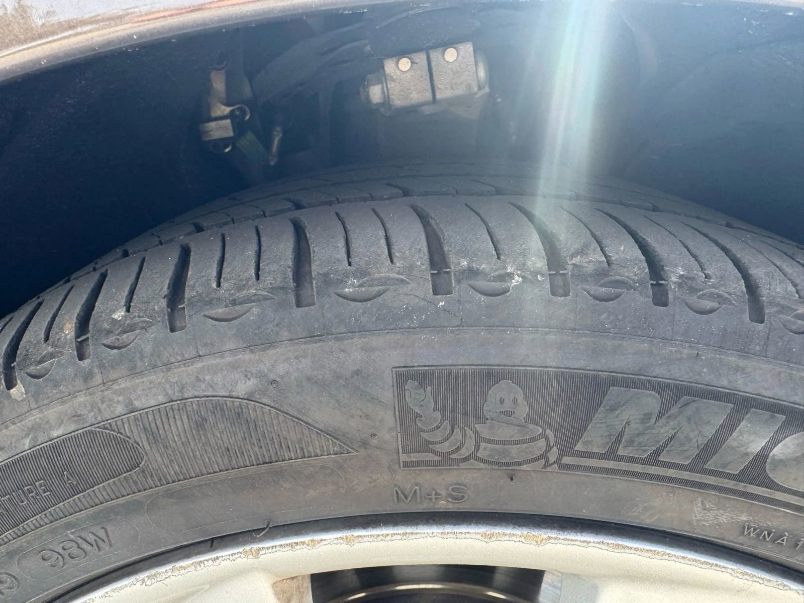 Used 2014 Tesla Model S 85 image 9