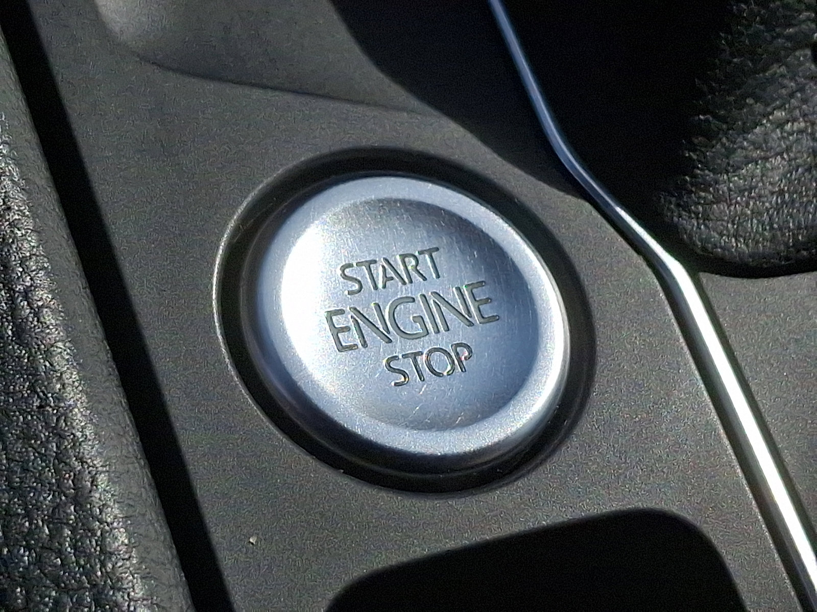 Used 2018 Volkswagen Atlas SEL Premium image 27