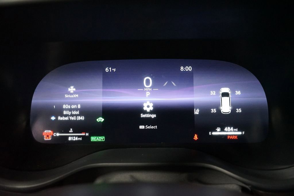 Used 2025 Toyota Sienna Limited image 15