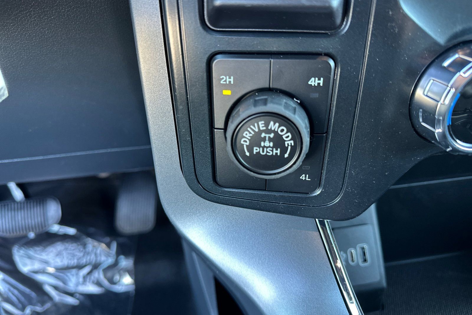 New 2026 Ford F150 XLT w/ FX4 Off-Road Package image 33