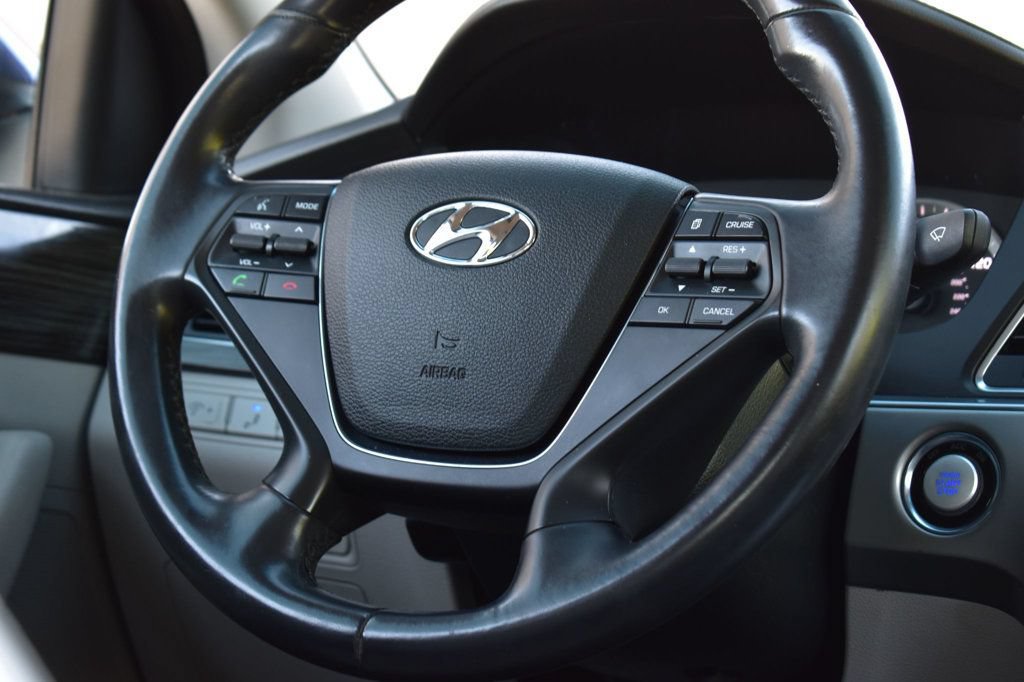 Used 2015 Hyundai Sonata Limited FWD image 26