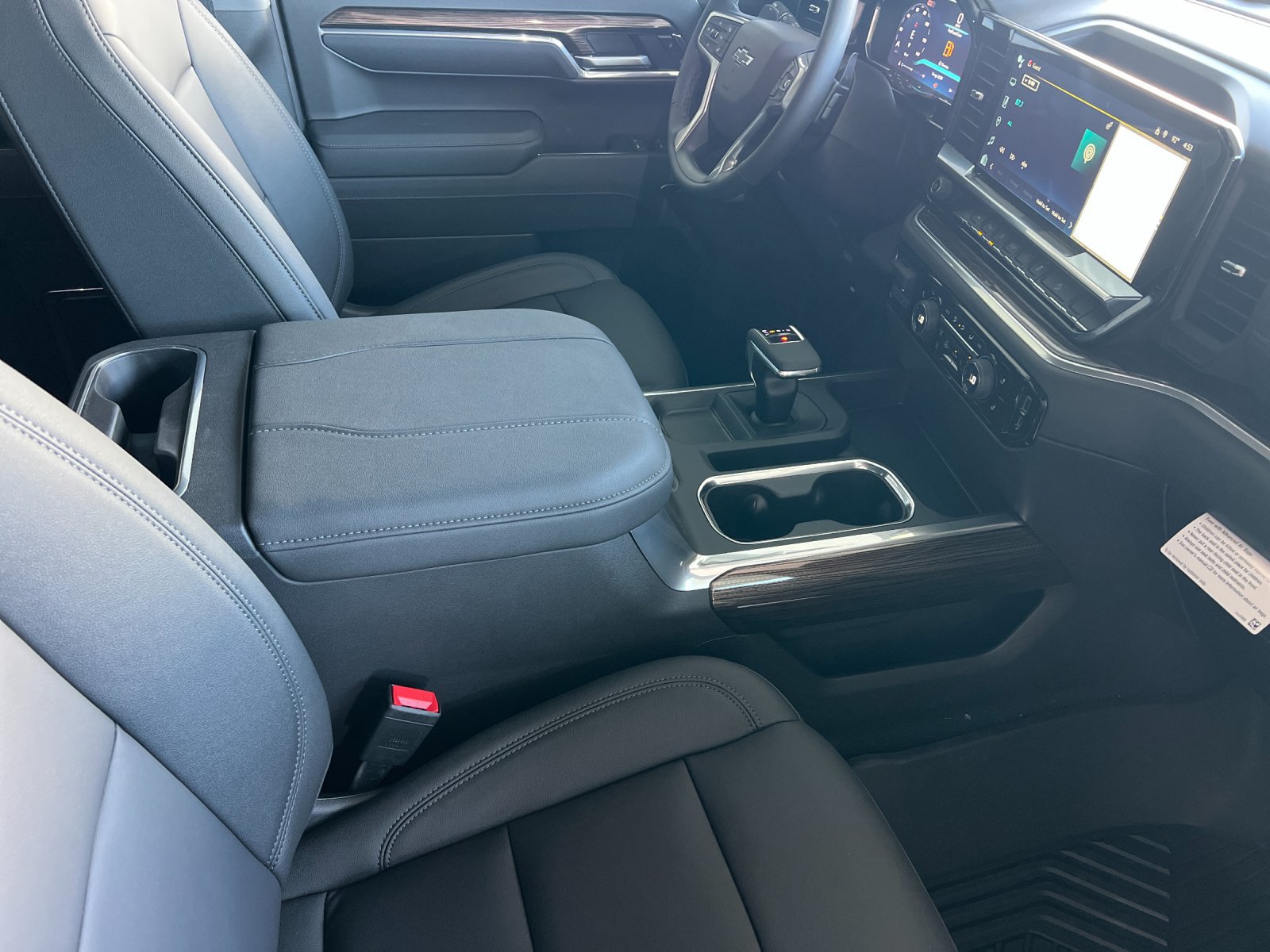 New 2026 Chevrolet Silverado 1500 LT Trail Boss w/ LT Trail Boss Premium Package AWD/4WD image 15
