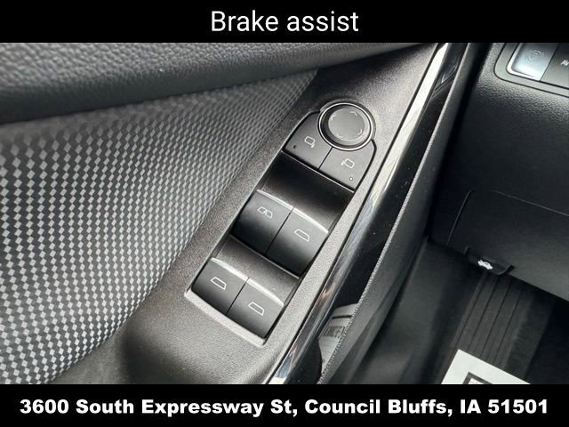 Used 2025 Chevrolet Equinox RS w/ Safety and Technology Package AWD/4WD image 23