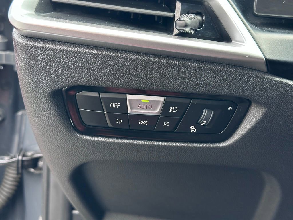 Certified 2025 BMW 440i xDrive Convertible w/ Premium Package image 17