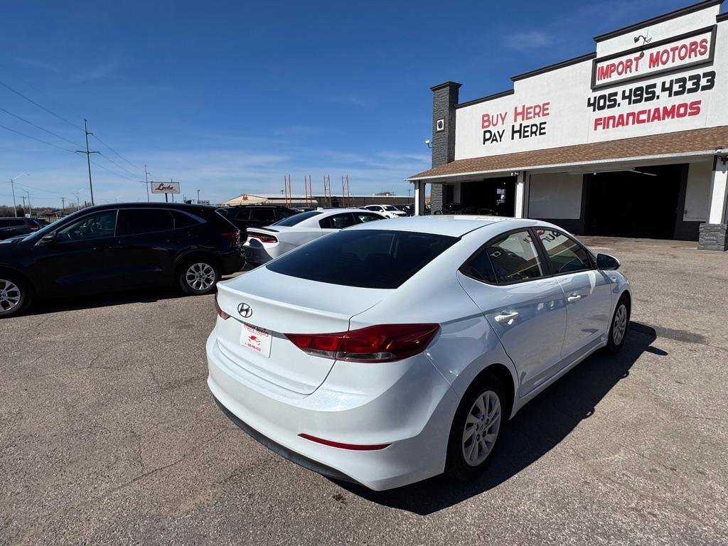 Used 2018 Hyundai Elantra SE image 7