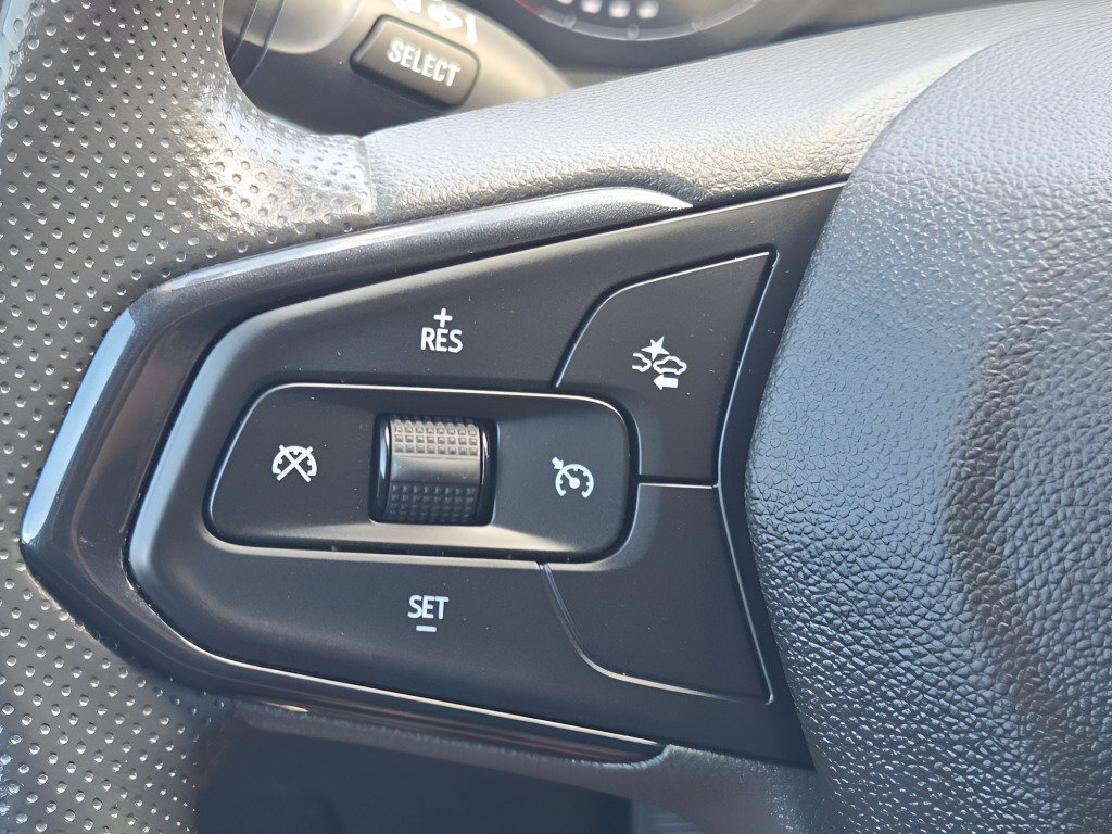 Certified 2024 Chevrolet Trax LS w/ LS Convenience Package FWD image 26