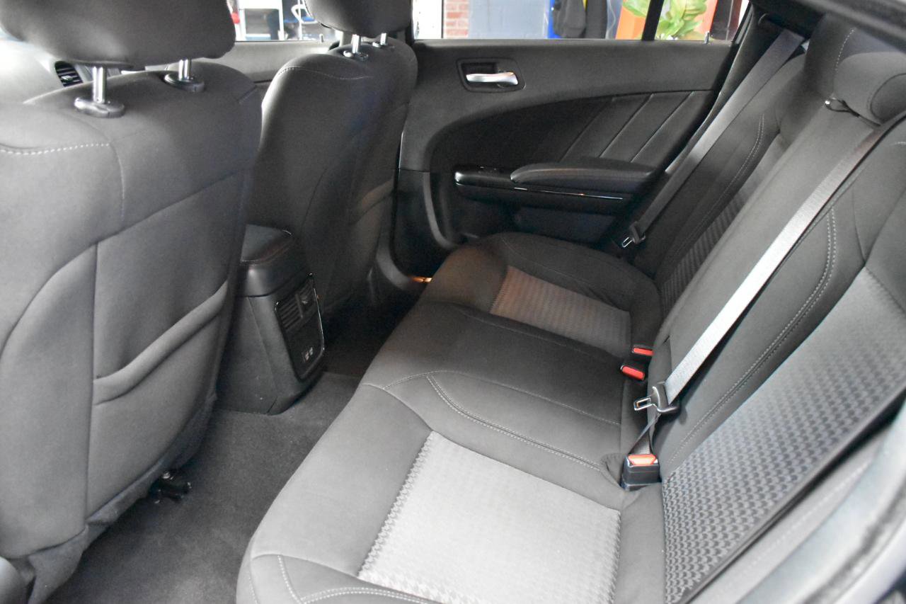 Used 2022 Dodge Charger SXT w/ Driver Convenience Group AWD/4WD image 23