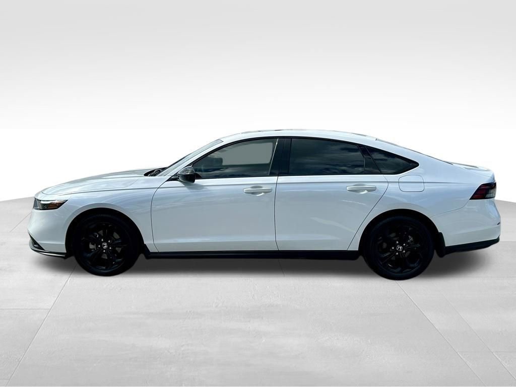 Used 2025 Honda Accord SE image 8