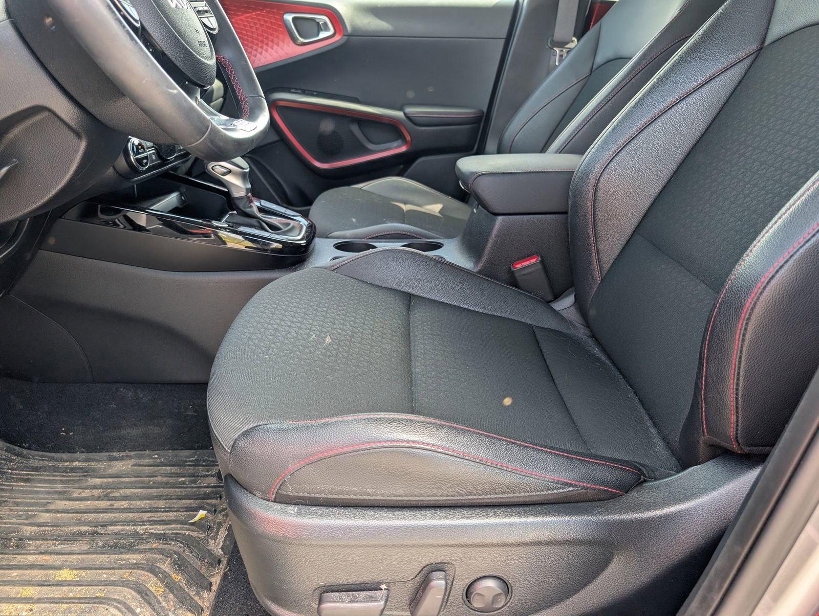 Used 2024 Kia Soul GT-Line w/ Option Group 020 image 8