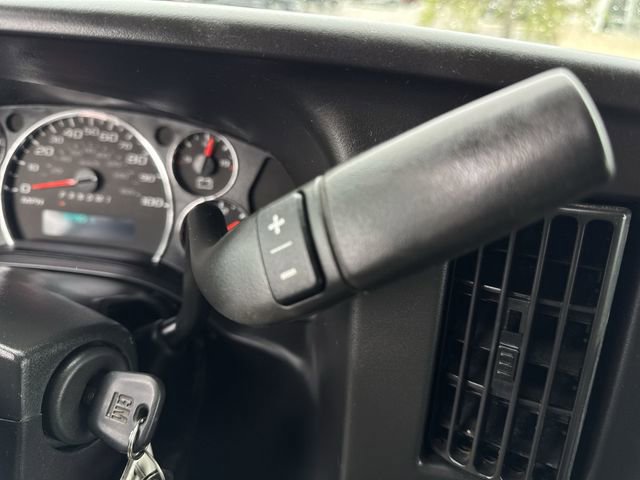 Used 2017 GMC Savana 2500 RWD image 15