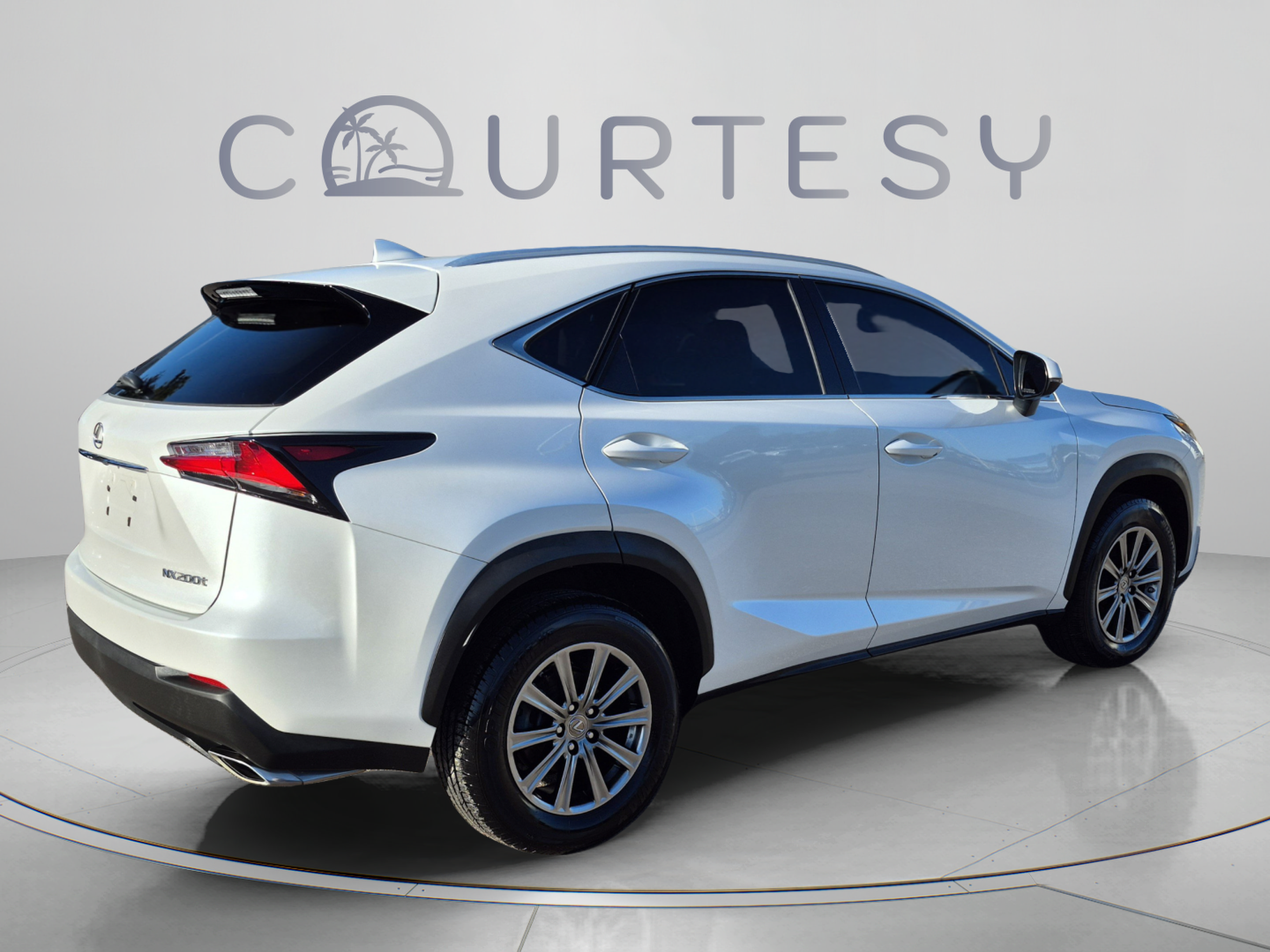 Used 2017 Lexus NX 200t FWD image 5