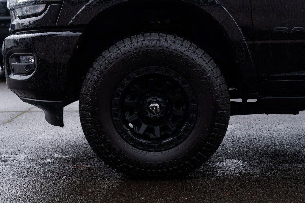 Used 2024 RAM 2500 Limited image 4