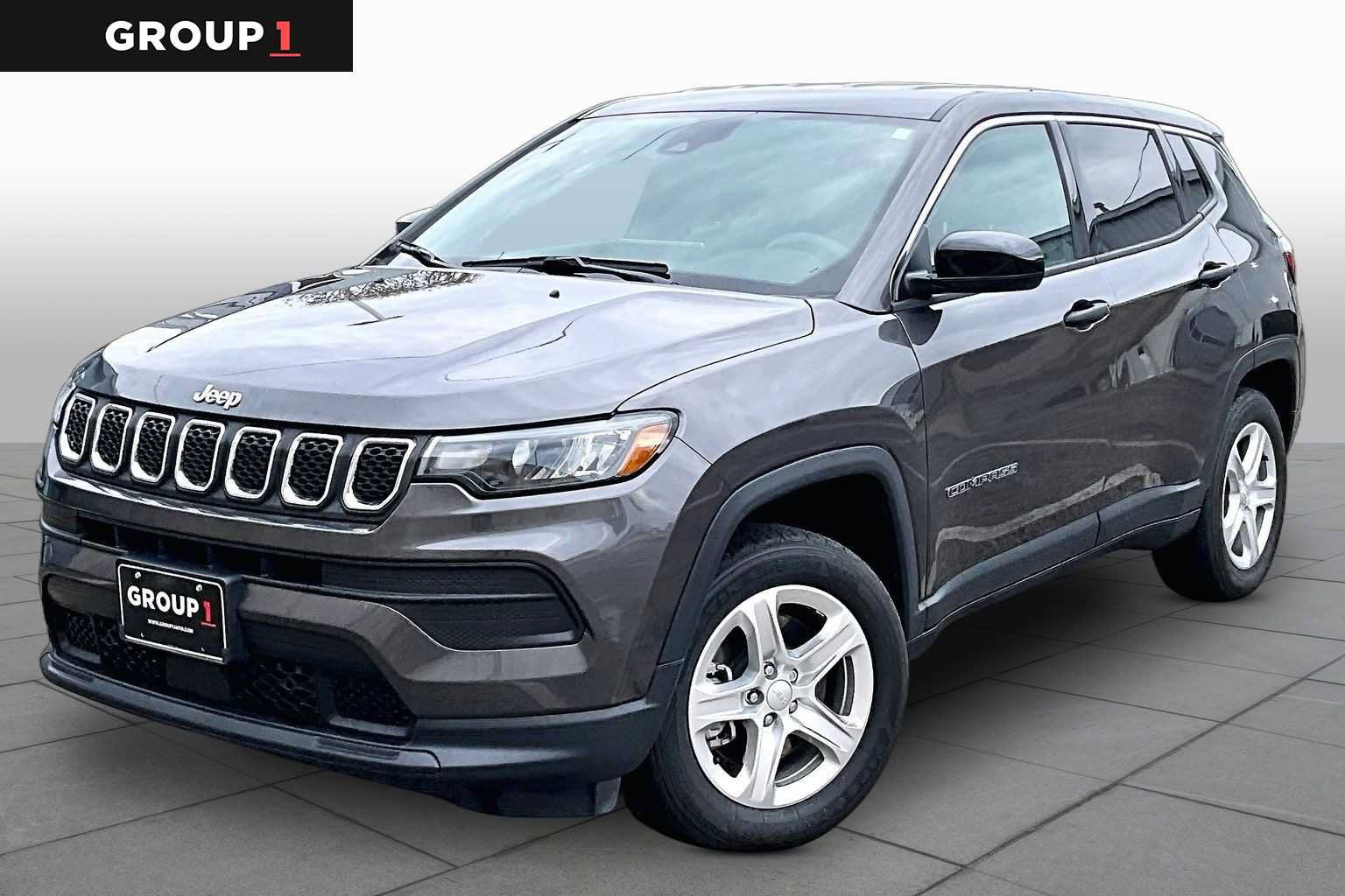 Used 2023 Jeep Compass Sport AWD/4WD image 1