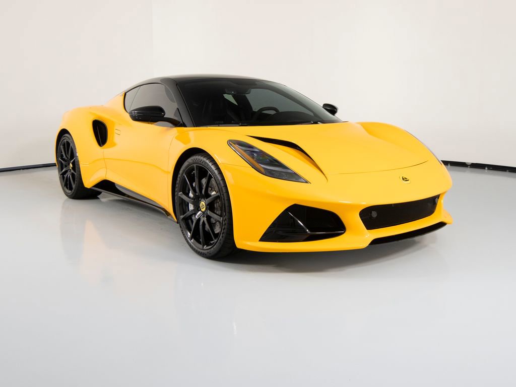 Used 2025 Lotus Emira image 3