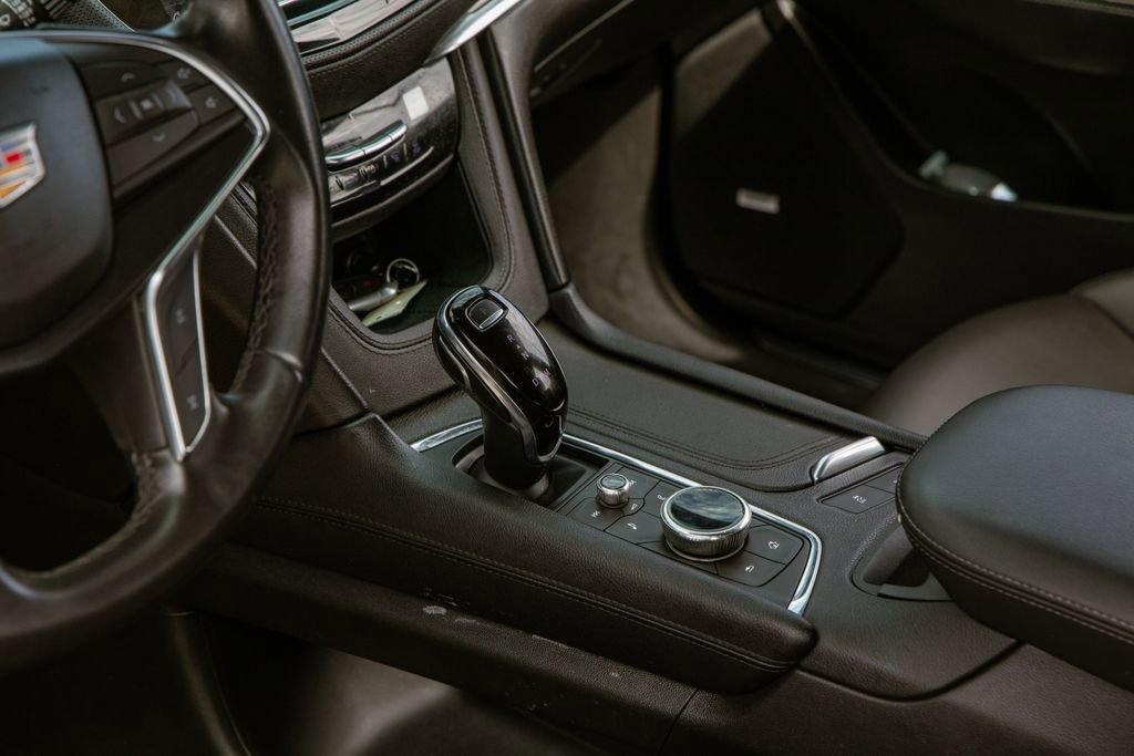 Used 2021 Cadillac XT5 Luxury FWD image 14