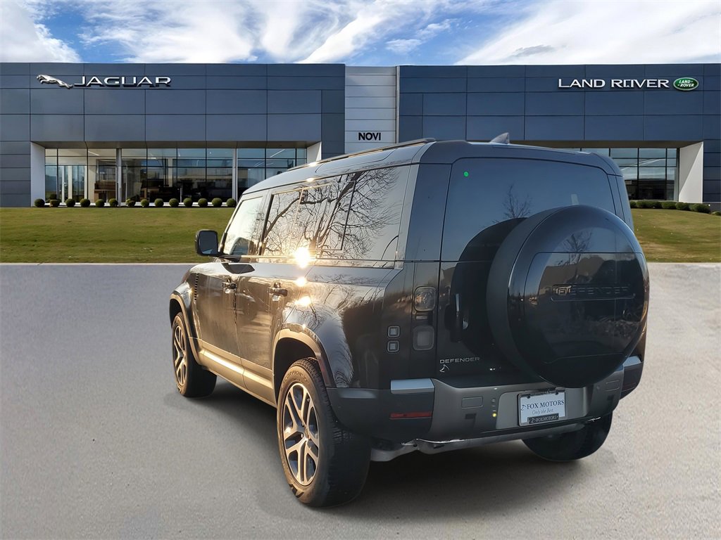 New 2026 Land Rover Defender 110 S image 2