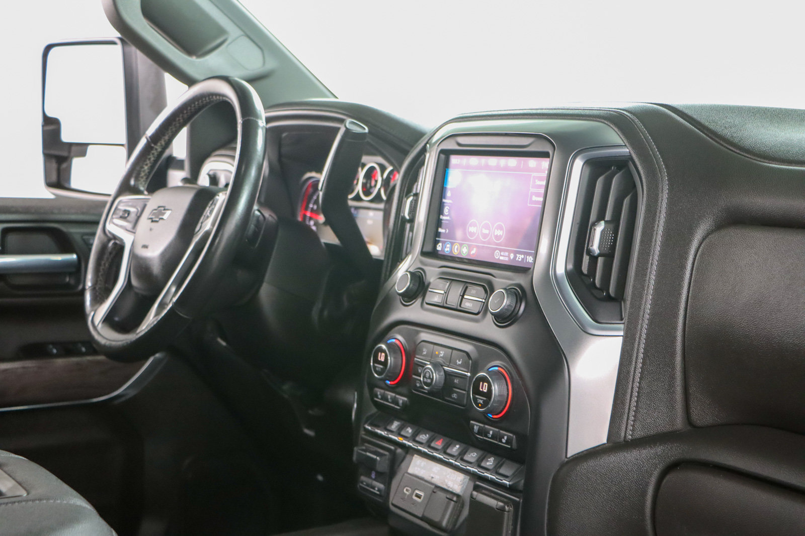 Used 2022 Chevrolet Silverado 2500 LTZ w/ LTZ Plus Package AWD/4WD image 27
