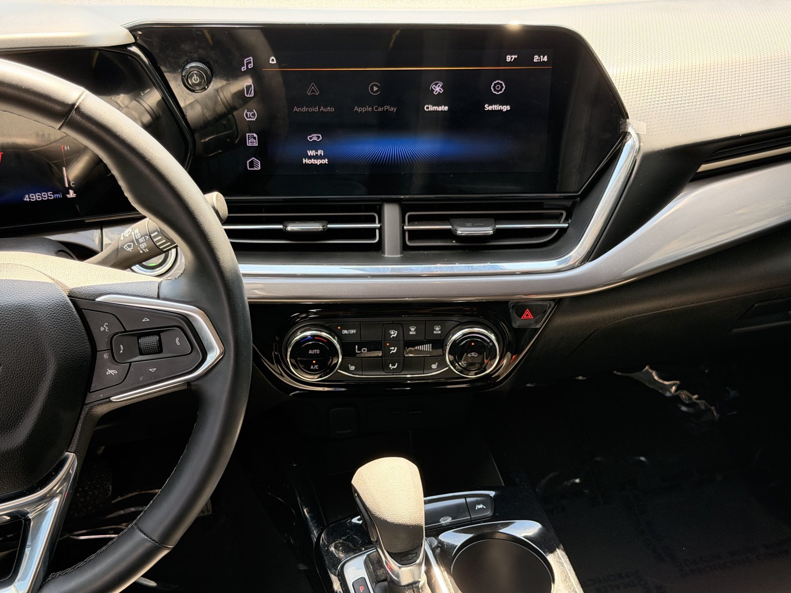 Used 2025 Chevrolet Trax ACTIV w/ Driver Confidence Package FWD image 33