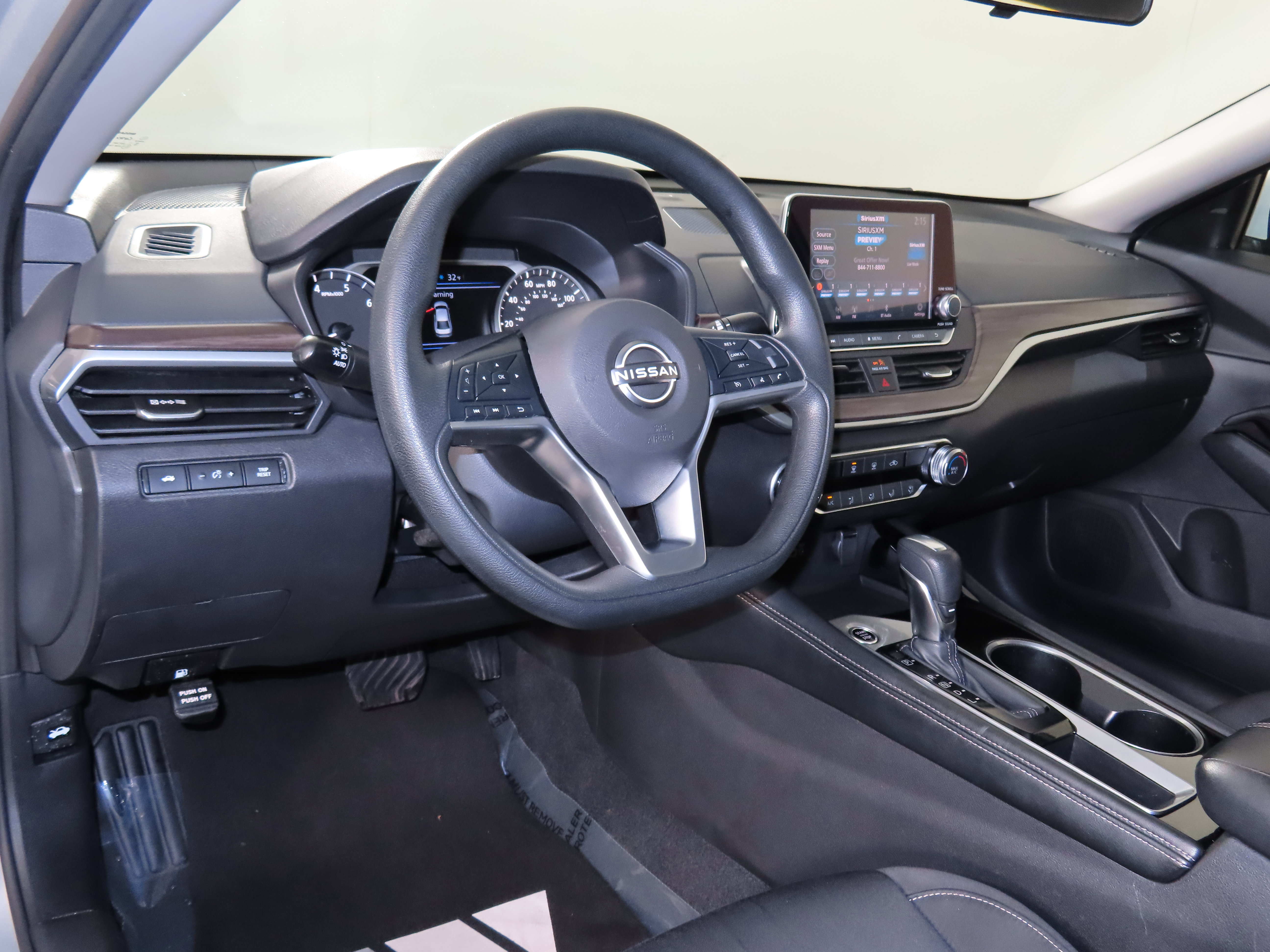 Used 2023 Nissan Altima 2.5 SV image 30